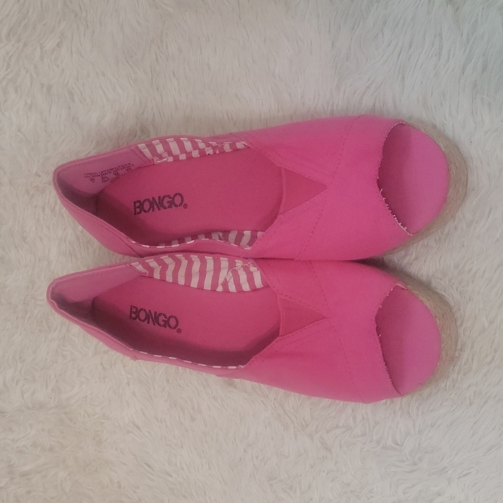 Bongo Pink Open Toe Wedges Size 9